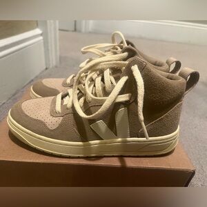 Veja V-15 Dune Suede High Tops, Size 38